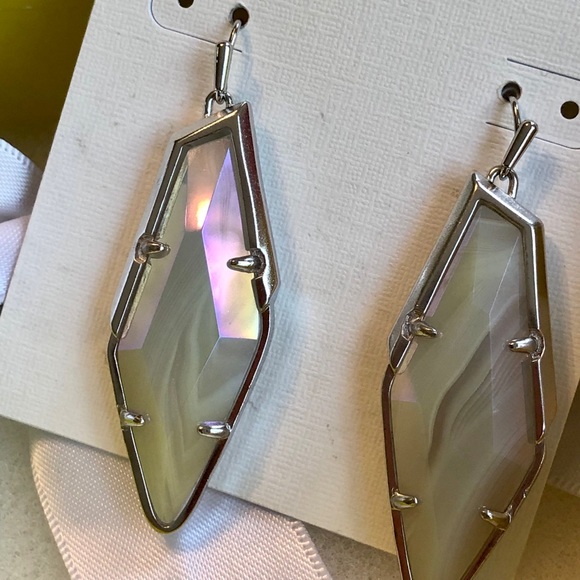NWT Kendra Scott RARE & Retired Bexley Earrings Iridescent Agate & Silver😊 - Picture 9 of 14